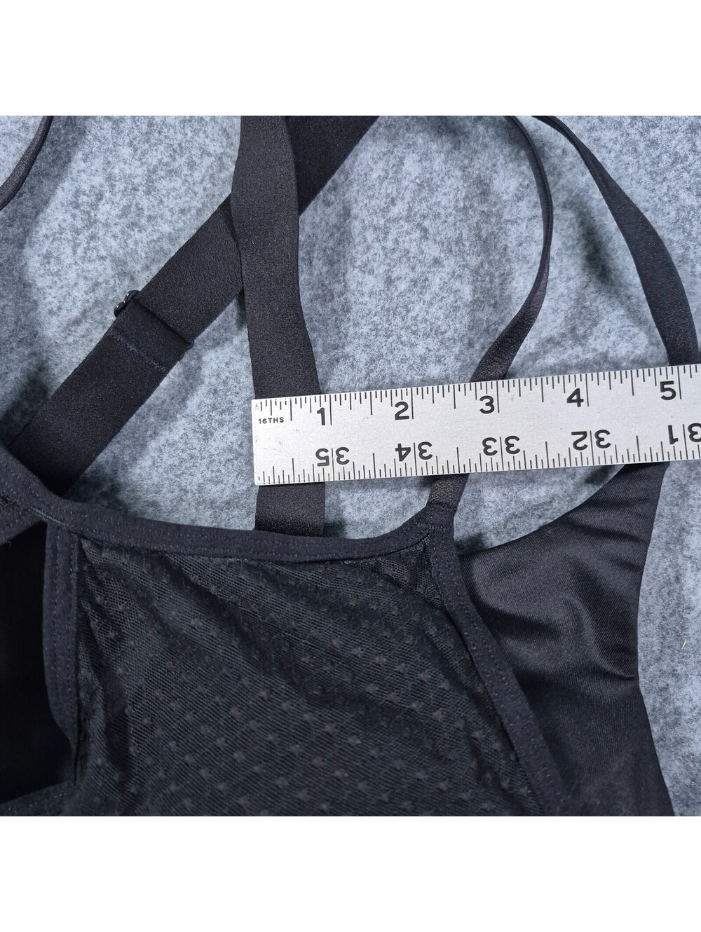 Victorias Secret Maximum Support Lightweight Sports Bra Black 34DD  Breathable - Picture 12 of 13